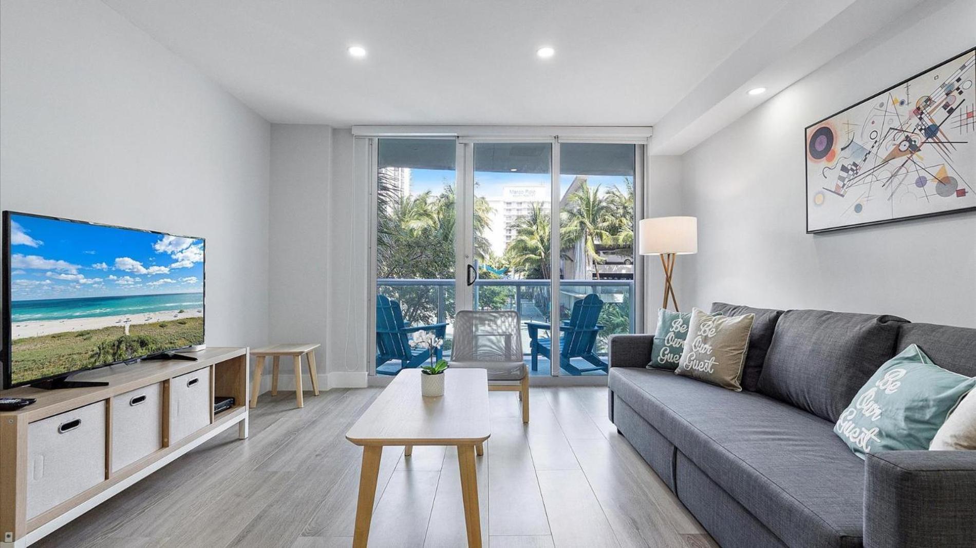 Ocean Reserve Luxury Condos Across From Sunny Isles Beach Miami Beach Esterno foto